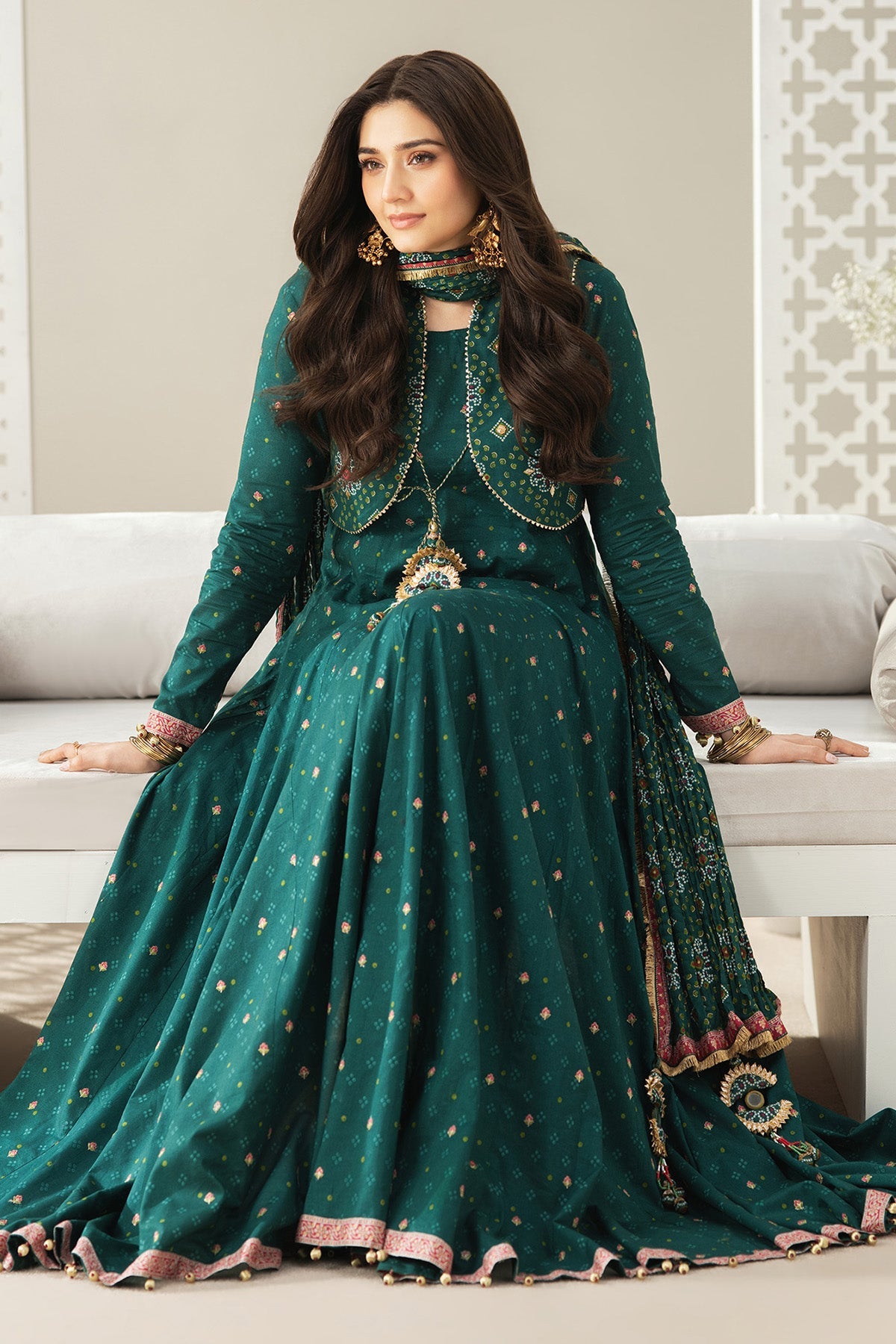 LAWN | EMBROIDERED - Shop Now at Kayseria
