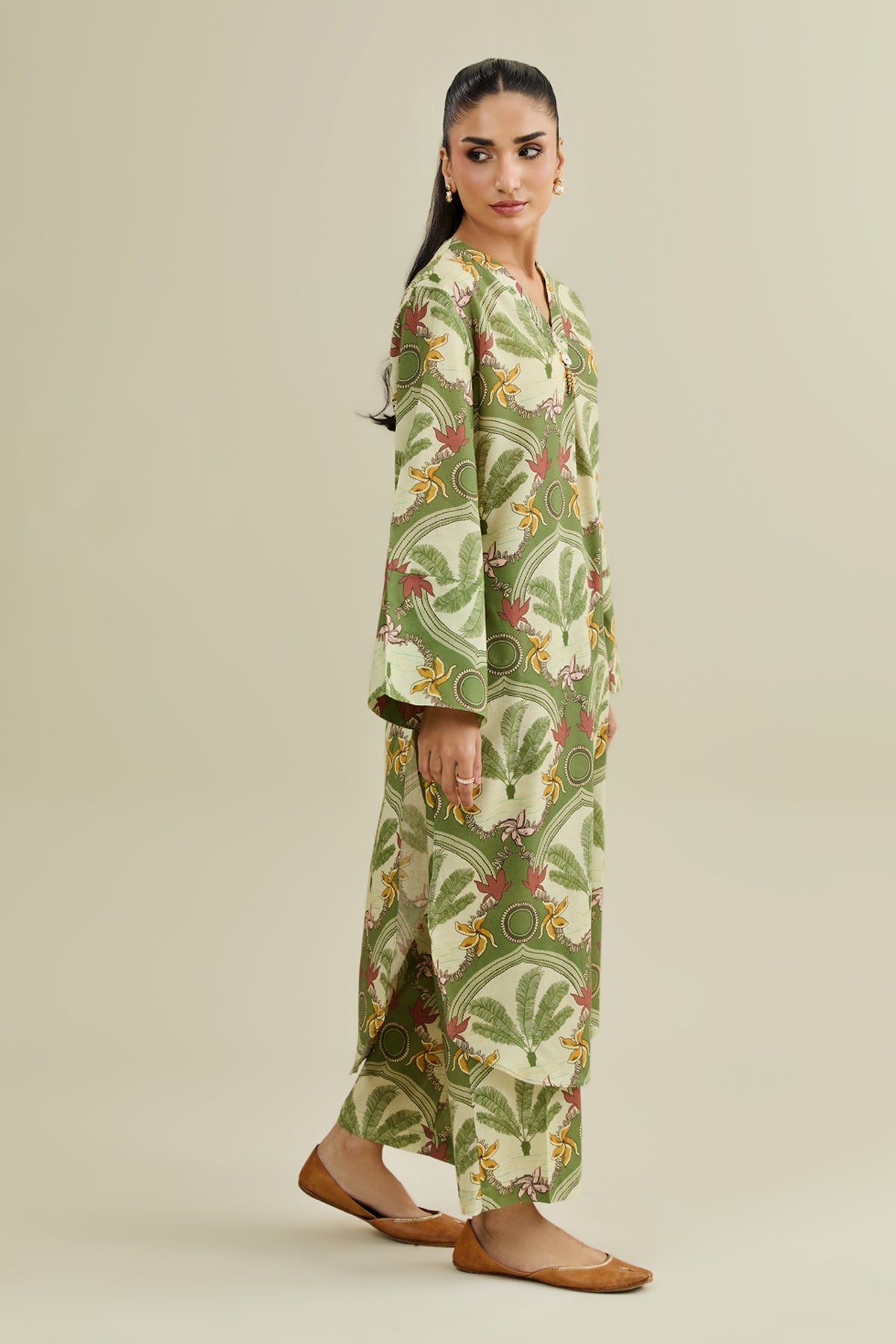 2 Piece - Printed Khaddar Suit - KPW25-P3817 - Shop Now at Kayseria