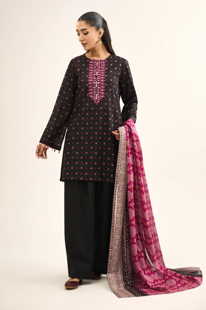 LAWN  |  EMBROIDERED - Shop Now at Kayseria