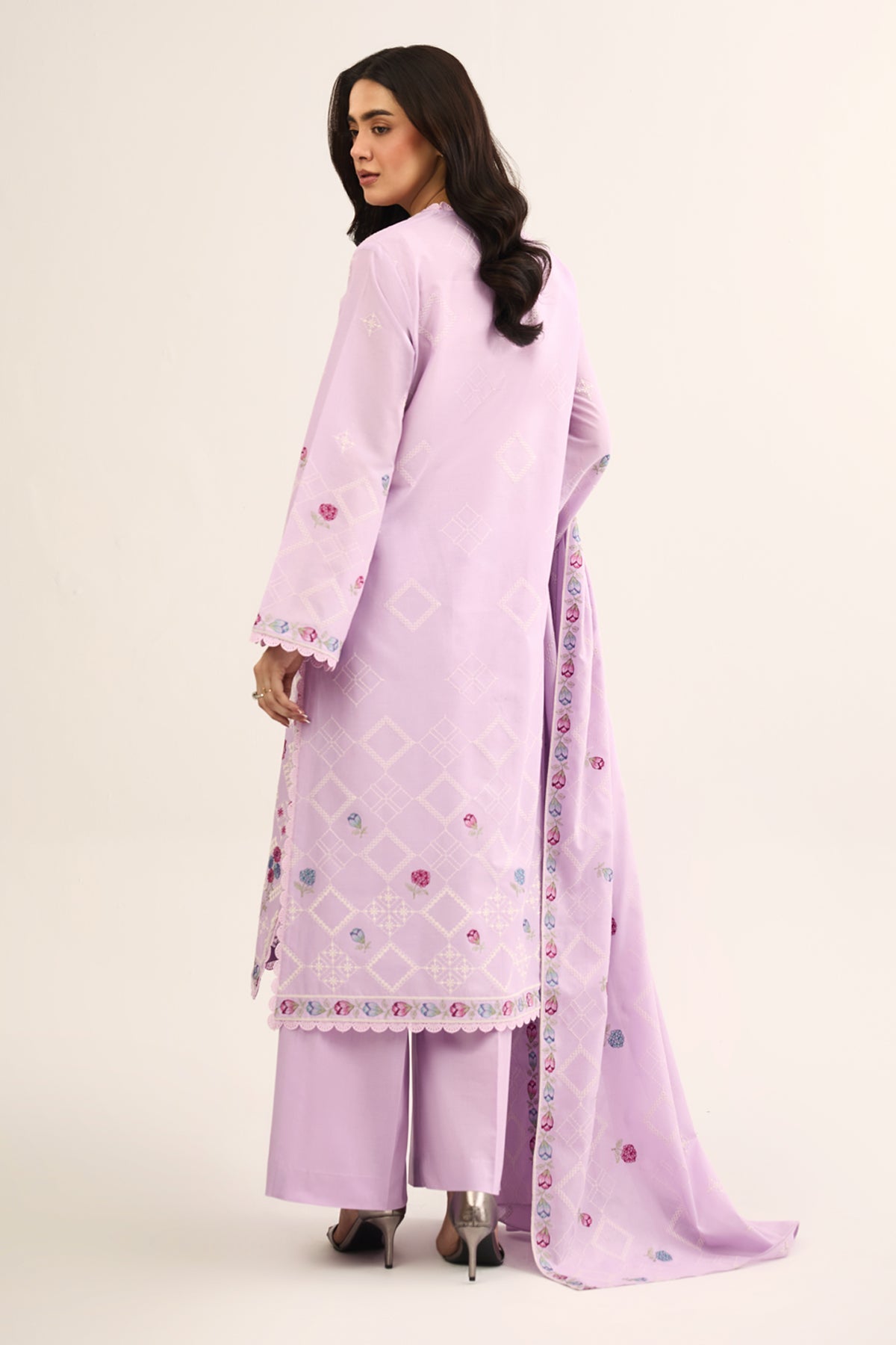 LAWN | EMBROIDERED - Shop Now at Kayseria