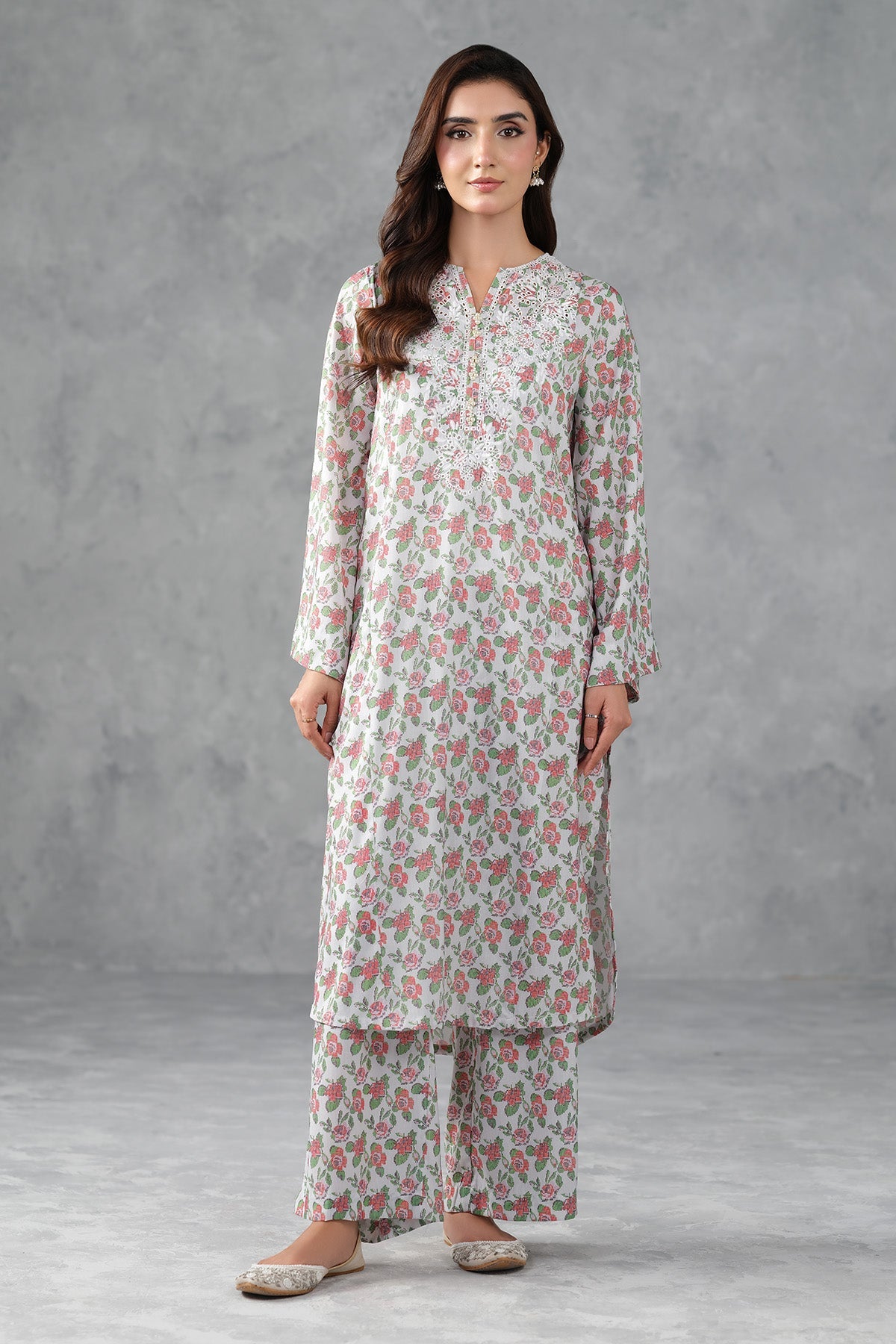 LAWN | EMBROIDERED