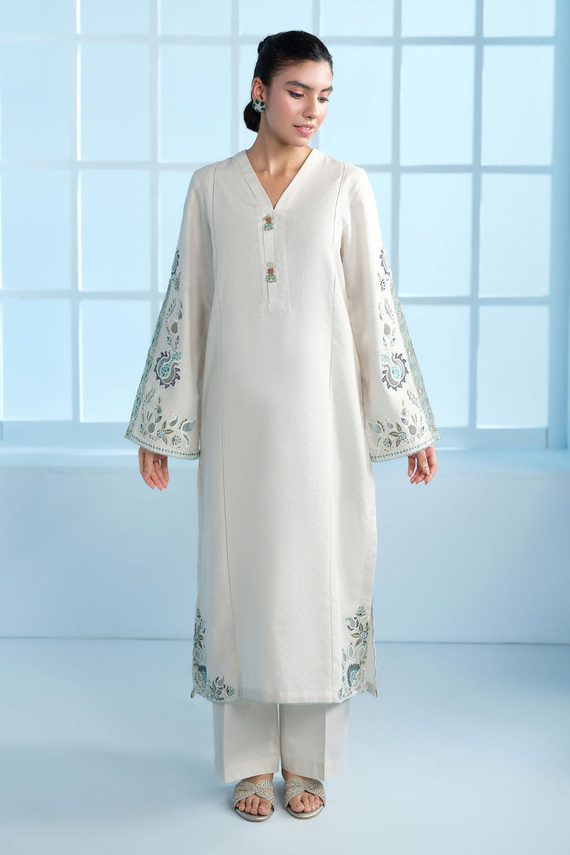 JACQUARD | EMBROIDERED