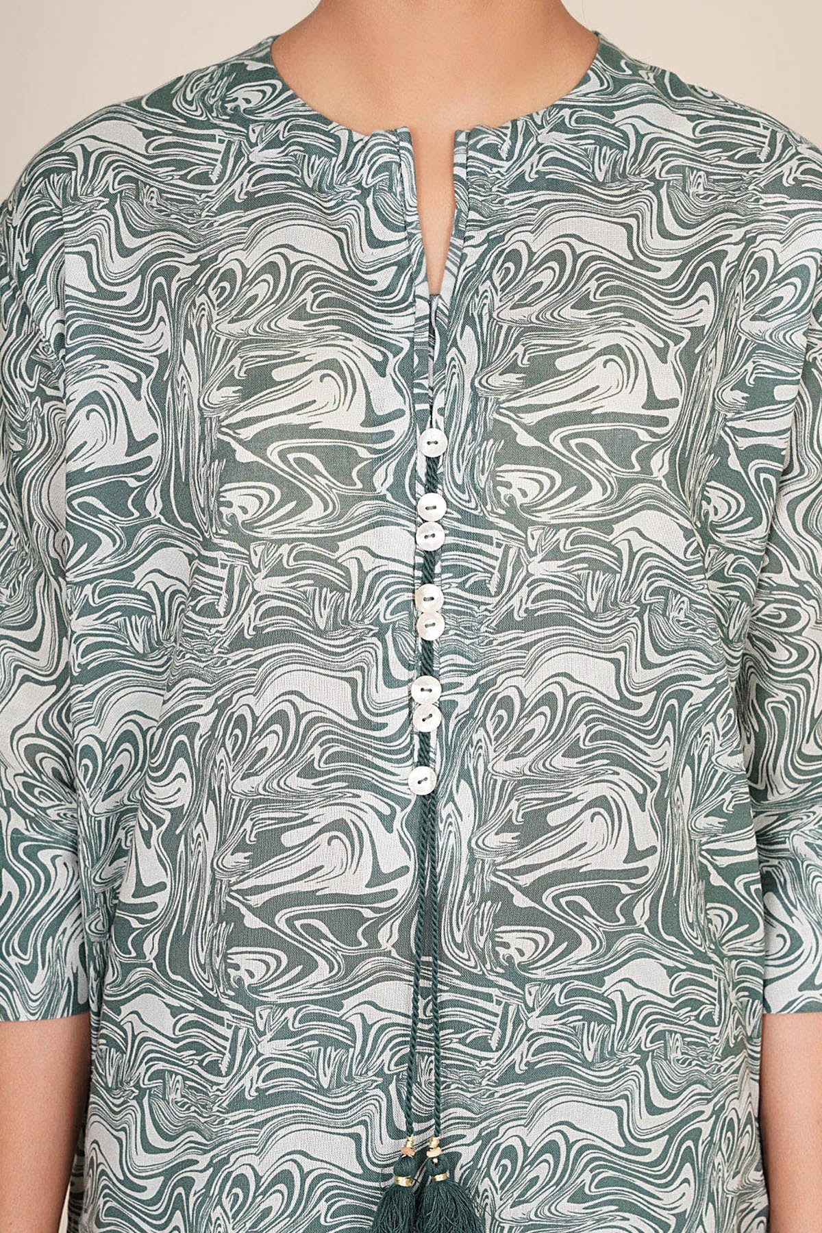 2 Piece - Printed Khaddar Suit - KPW25-P3669 - Shop Now at Kayseria