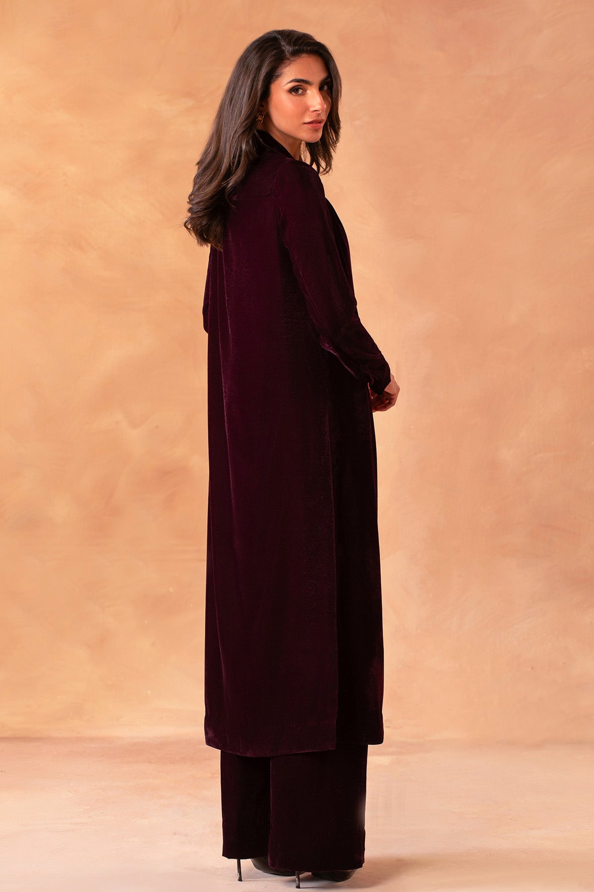 VELVET  |  SOLID - Shop Now at Kayseria