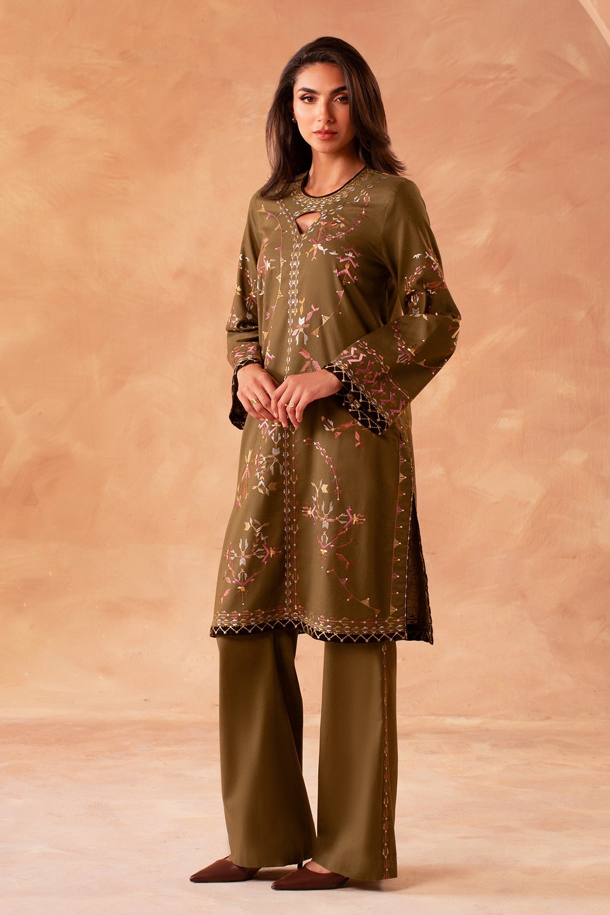 KHADDAR  |  EMBROIDERED - Shop Now at Kayseria