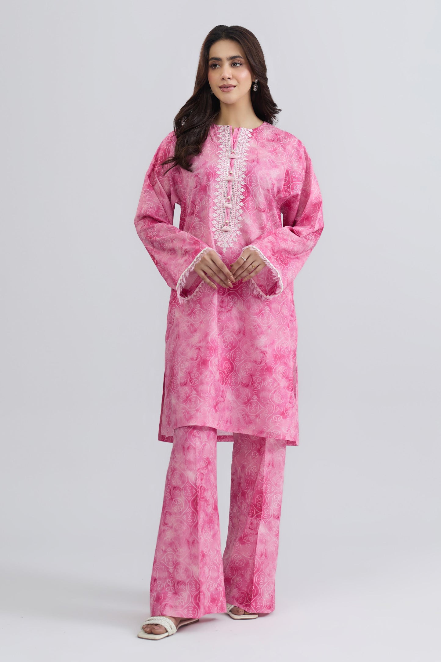 LAWN | EMBROIDERED