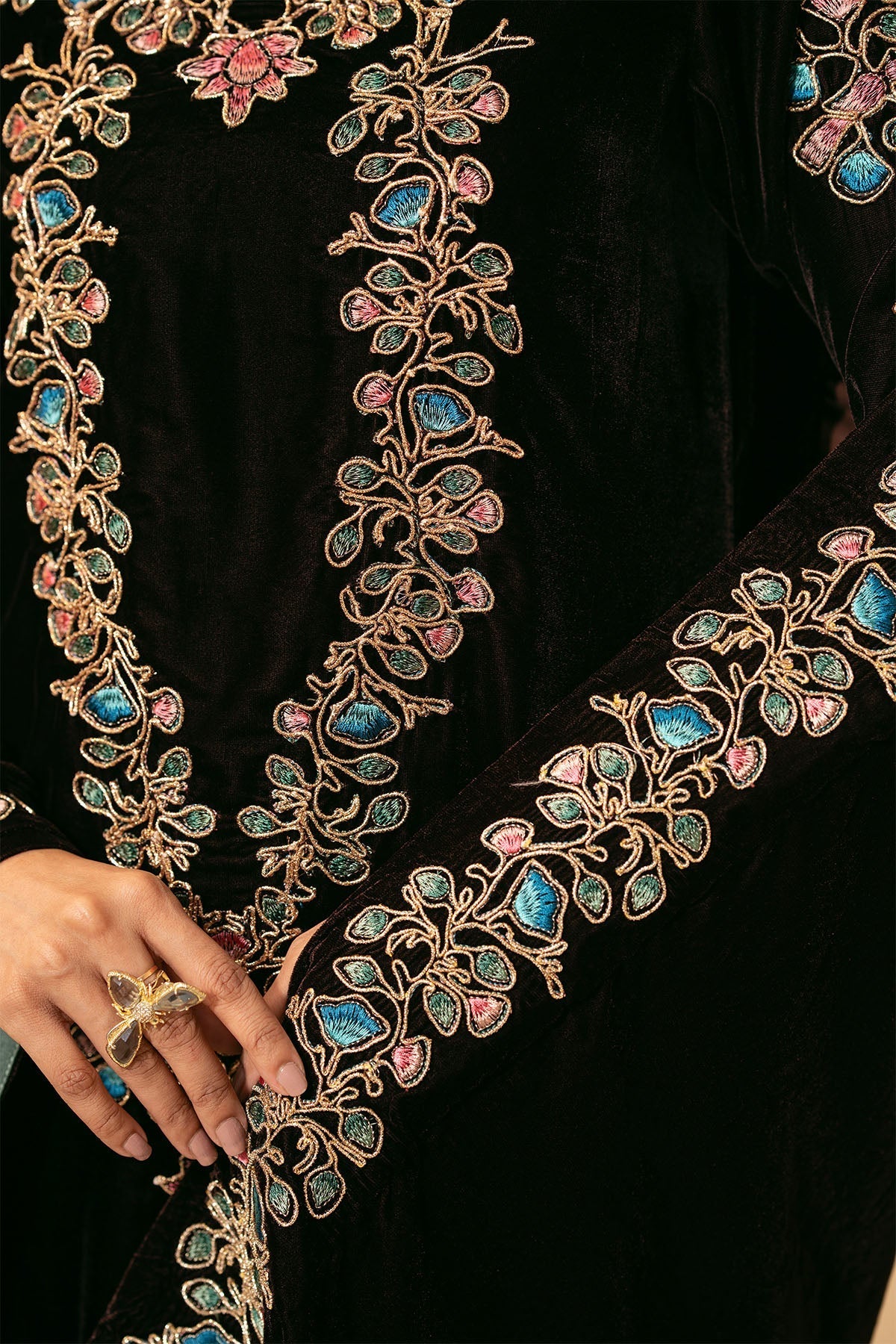 3 Piece - Embroidered Suit - E1473 - Shop Now at Kayseria